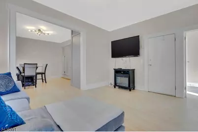 35 Chester Ave, Irvington, NJ 07111 - Photo 2