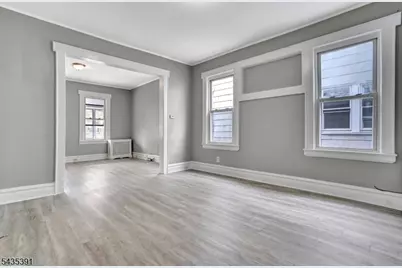 35 Chester Ave, Irvington, NJ 07111 - Photo 18