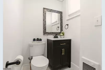 207 Brighton Ave, East Orange, NJ 07017 - Photo 12