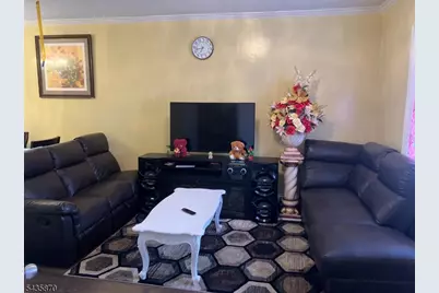 21 Lake St, East Orange, NJ 07017 - Photo 4