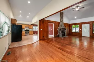 13 Island Trail, West Milford, NJ 07421 - Photo 10