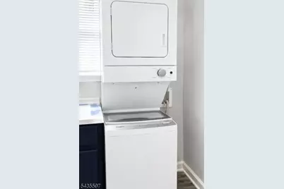 867 S 17th St #1, Newark, NJ 07108 - Photo 6