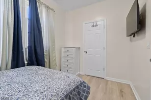 72 Seymour Ave, Newark, NJ 07108 - Photo 6