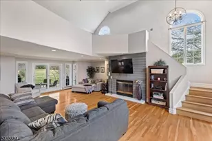 167 Douglas Rd, Bernards Township, NJ 07931 - Photo 8