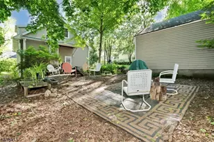121 Wilmuth St, Mahwah Twp., NJ 07430 - Photo 34