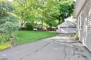 121 Wilmuth St, Mahwah Twp., NJ 07430 - Photo 32