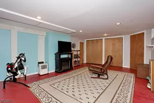 121 Wilmuth St, Mahwah Twp., NJ 07430 - Photo 28