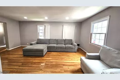 376 Delaware Ave, Union Township, NJ 07083 - Photo 6