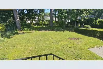 376 Delaware Ave, Union Township, NJ 07083 - Photo 16