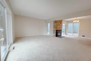 58 Kensington Ct, Washington Township, NJ 07840 - Photo 4