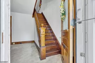 157 Bullman St, Phillipsburg, NJ 08865 - Photo 2