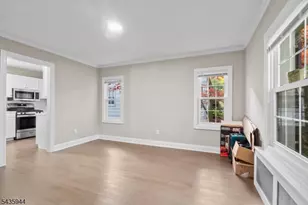 433 Mt Pleasant Ave, West Orange Township, NJ 07052 - Photo 6