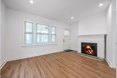 12 Russell Pl, Summit, NJ 07901 - Photo 4
