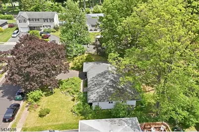 160 Hayes Ave, Clark Township, NJ 07066 - Photo 16