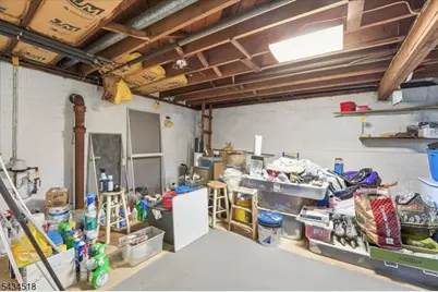 160 Hayes Ave, Clark Township, NJ 07066 - Photo 22