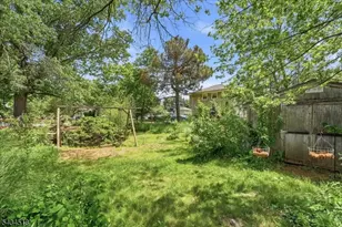 160 Hayes Ave, Clark Township, NJ 07066 - Photo 44