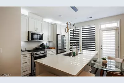 15 S Davenport St, Somerville, NJ 08876 - Photo 6