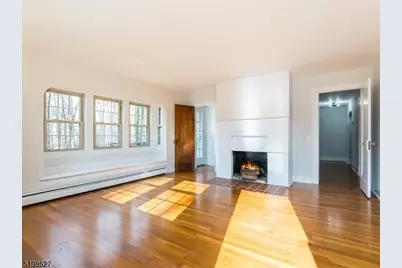 81A Alexander Ave #1, Montclair, NJ 07043 - Photo 2