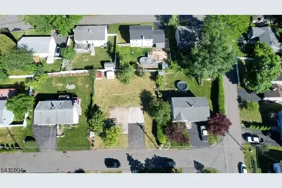 8 North Way, Hopatcong, NJ 07843 - Photo 4