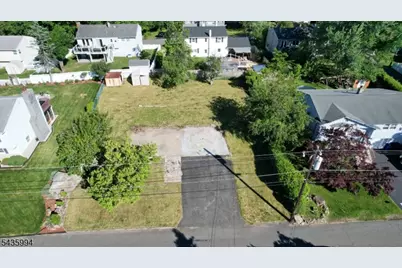 8 North Way, Hopatcong, NJ 07843 - Photo 2
