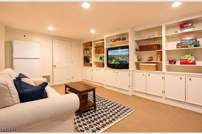 120 Buckingham Rd, Montclair, NJ 07043 - Photo 32