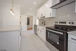 91 Gemmer Rd, Wantage, NJ 07461 - Photo 2