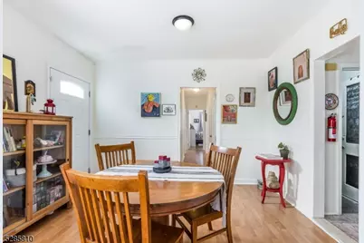 33 Linden Ave, Montclair, NJ 07042 - Photo 10