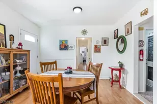 33 Linden Ave, Montclair, NJ 07042 - Photo 10