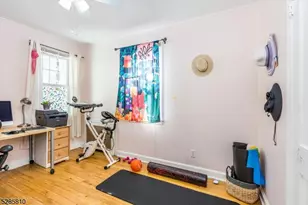 33 Linden Ave, Montclair, NJ 07042 - Photo 18