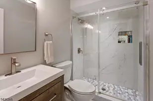 7 Lenox Ct, Montville Township, NJ 07045 - Photo 26