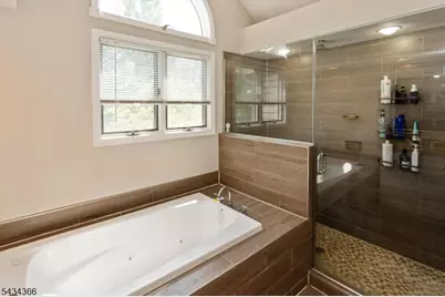 7 Lenox Ct, Montville Township, NJ 07045 - Photo 24