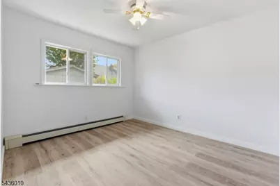 221 W End Ave, Hopatcong, NJ 07843 - Photo 20