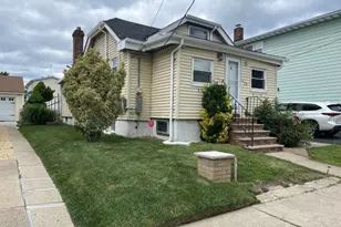 258 Randolph St, Carteret, NJ 07008 - Photo 4