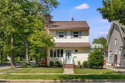 42 Johnson Ave, Bloomfield, NJ 07003 - Photo 2