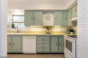 42 Johnson Ave, Bloomfield, NJ 07003 - Photo 20