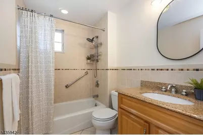 42 Johnson Ave, Bloomfield, NJ 07003 - Photo 30
