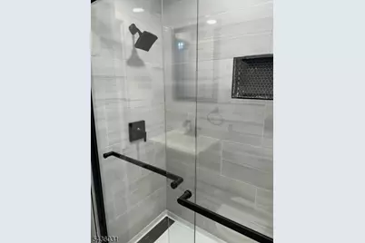 929 Warren St #2, Roselle, NJ 07203 - Photo 18