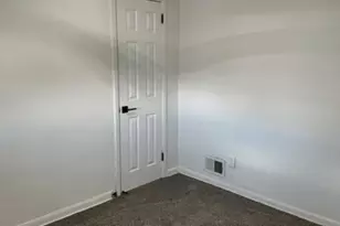 929 Warren St, Roselle, NJ 07203 - Photo 28