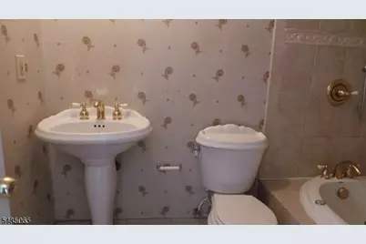 240 Main St Unit #303, Little Falls Township, NJ 07424 - Photo 32