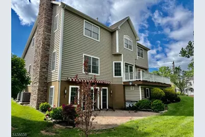 1 Hartman Ct, Clark Township, NJ 07066 - Photo 4