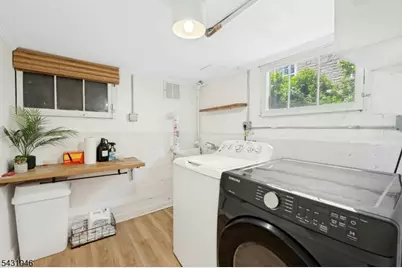 2 Columbus Ave, Montclair, NJ 07042 - Photo 34