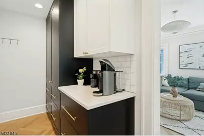 2 Columbus Ave, Montclair, NJ 07042 - Photo 18