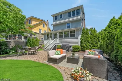 2 Columbus Ave, Montclair, NJ 07042 - Photo 40