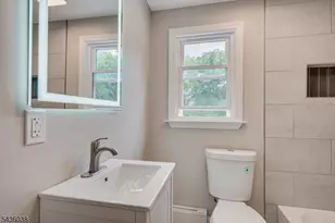 311 W 3rd Ave, Roselle, NJ 07203 - Photo 18