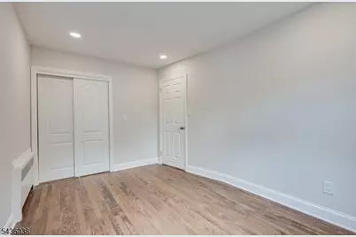 311 W 3rd Ave, Roselle, NJ 07203 - Photo 20