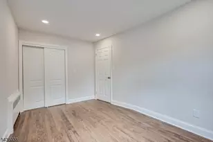 311 W 3rd Ave, Roselle, NJ 07203 - Photo 20