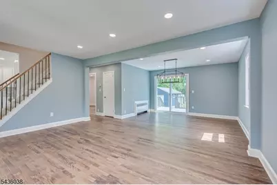 311 W 3rd Ave, Roselle, NJ 07203 - Photo 14