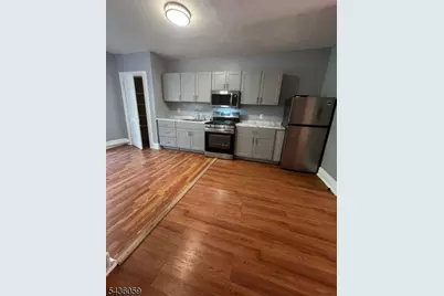 830 S 16th St #3, Newark, NJ 07108 - Photo 12