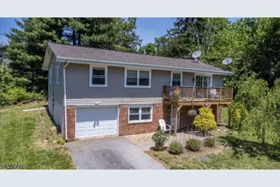 33 Lincoln Ave, Vernon, NJ 07462 - Photo 1