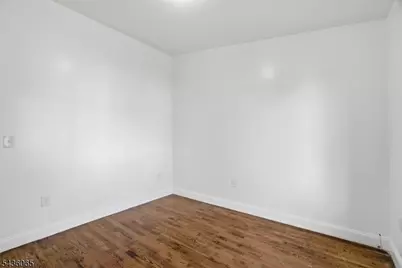 118 W 2nd St, Clifton, NJ 07011 - Photo 22